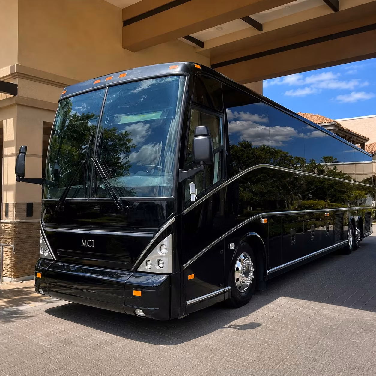 construction and workforce shuttle bus rentals in el cajon