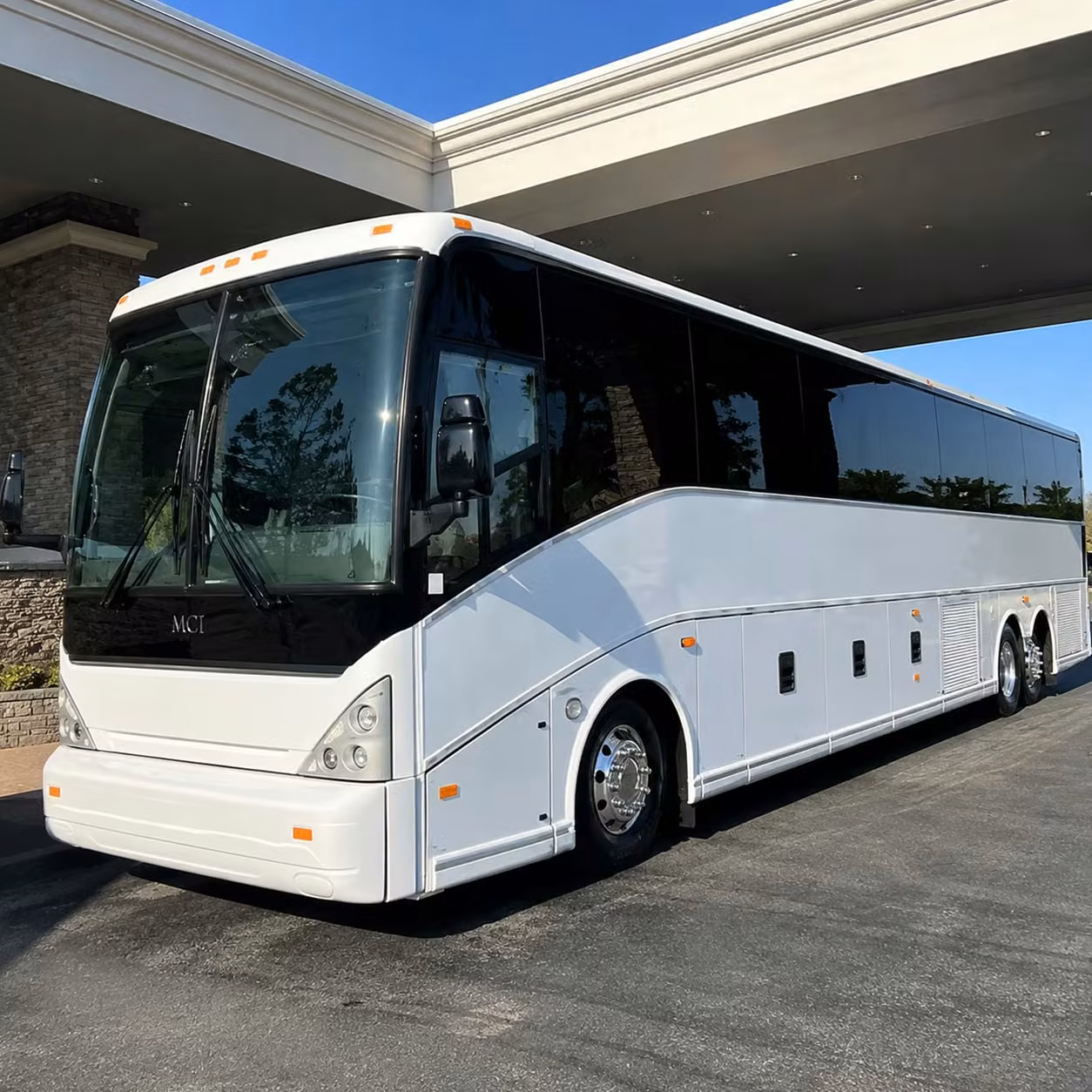 corporate group airport shuttles in el cajon that run on your schedule