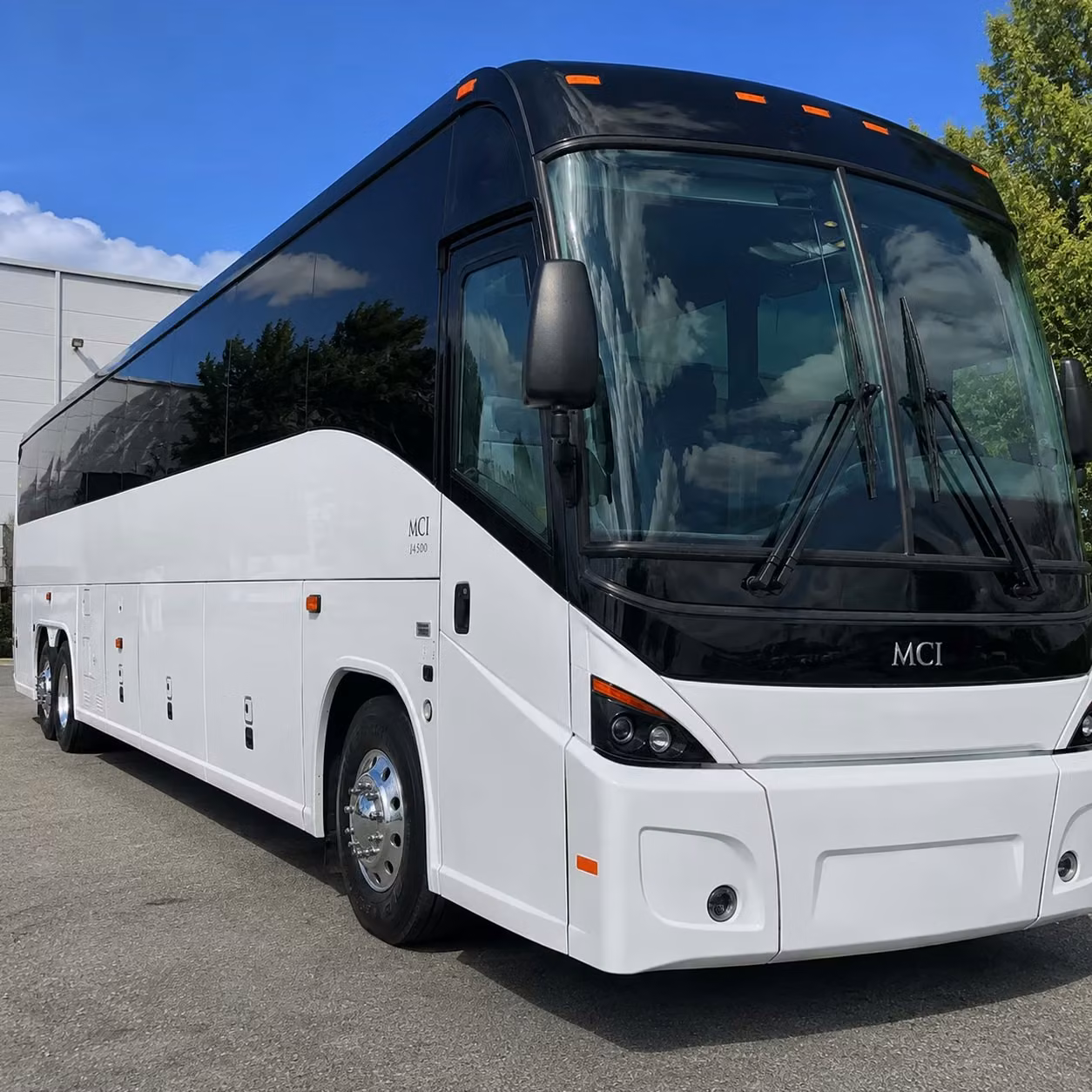 shuttle buses for el cajon employers near gillespie field and east county business parks